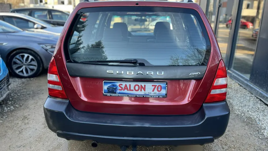 SUBARU Forester -