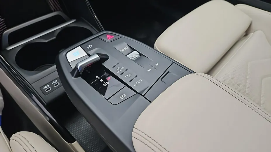 BMW iX1 -
