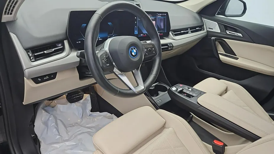 BMW iX1 -