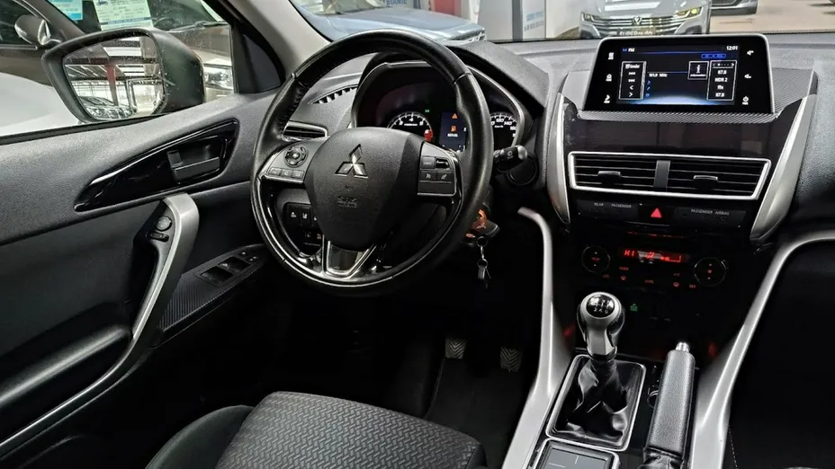 MITSUBISHI Eclipse Cross -