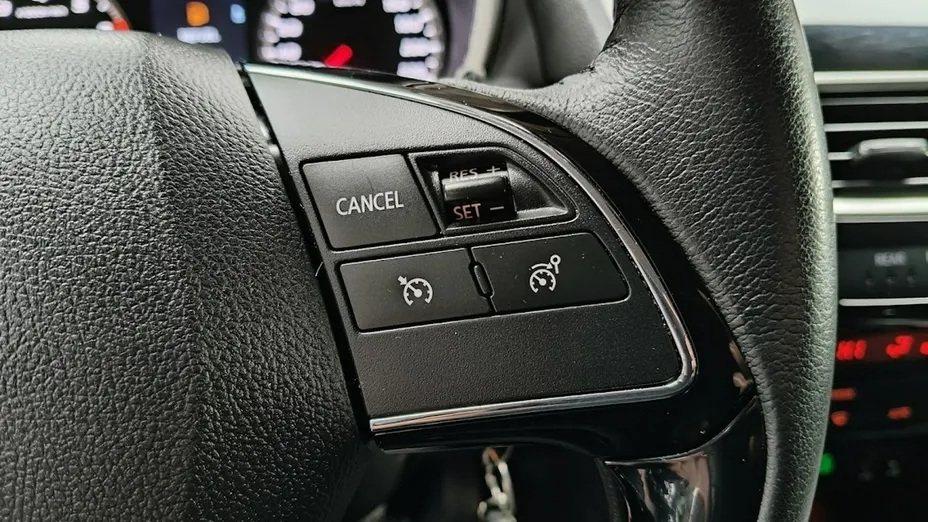 MITSUBISHI Eclipse Cross -