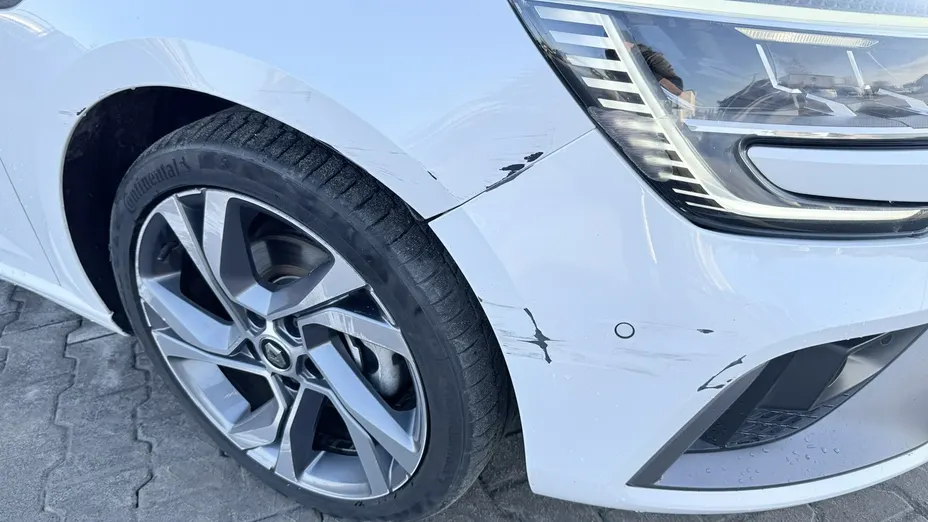 RENAULT Megane -