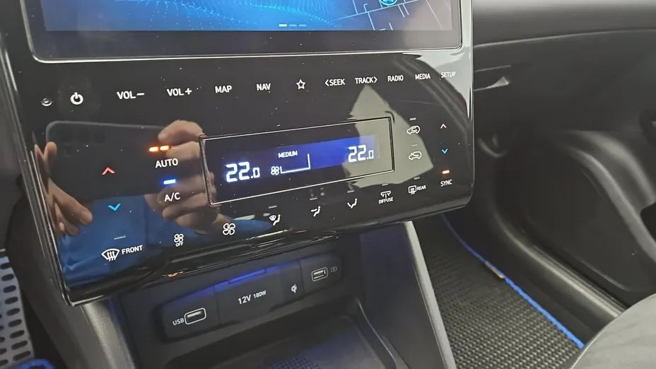 HYUNDAI Tucson -