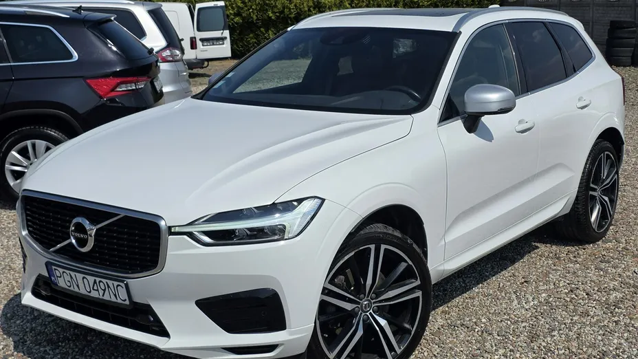 VOLVO XC60 -