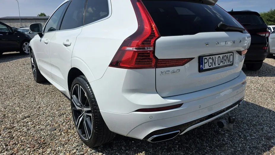 VOLVO XC60 -