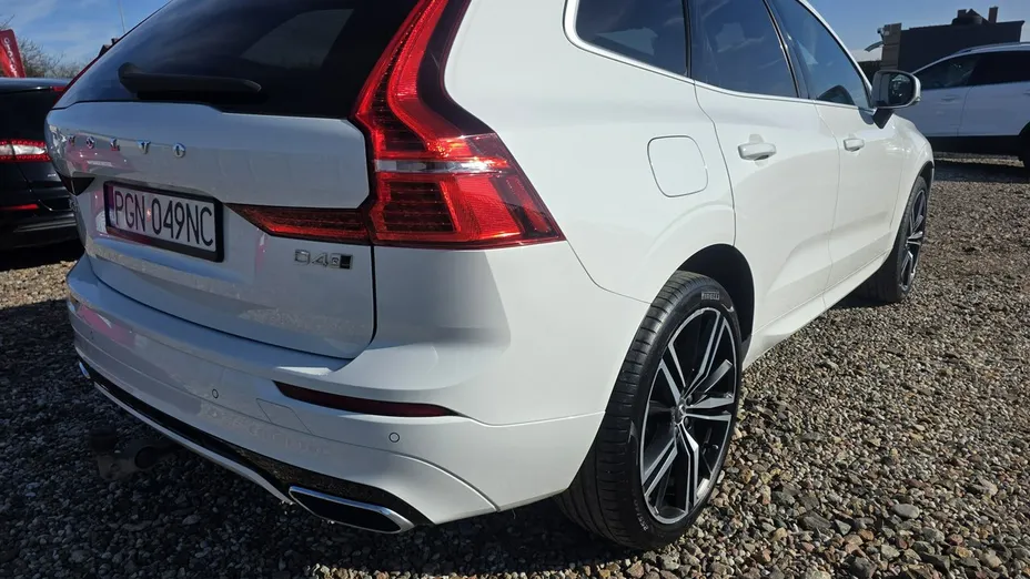 VOLVO XC60 -