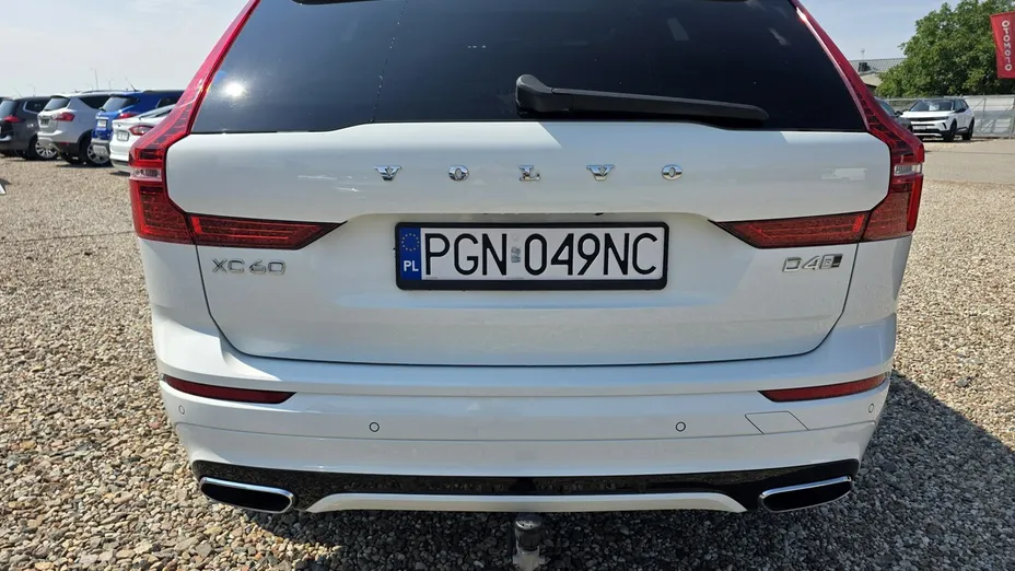 VOLVO XC60 -