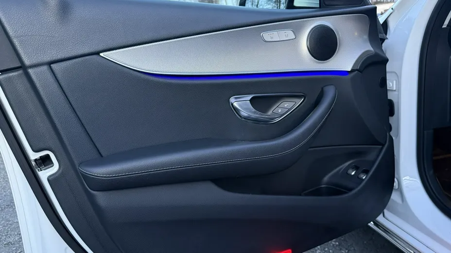 MERCEDES-BENZ E Klasa -