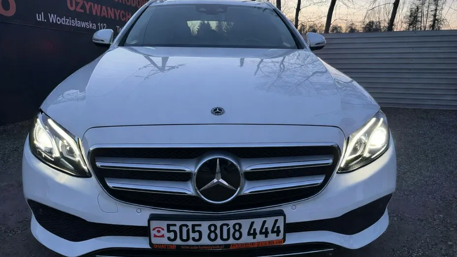 MERCEDES-BENZ E Klasa -