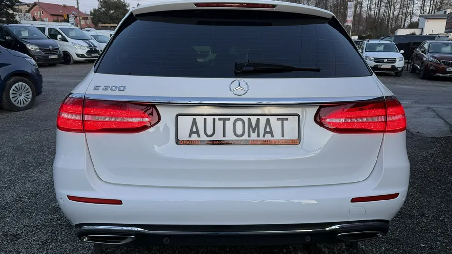 MERCEDES-BENZ E Klasa -