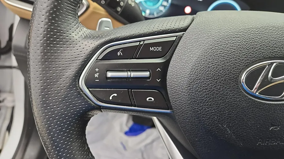 HYUNDAI Santa Fe -