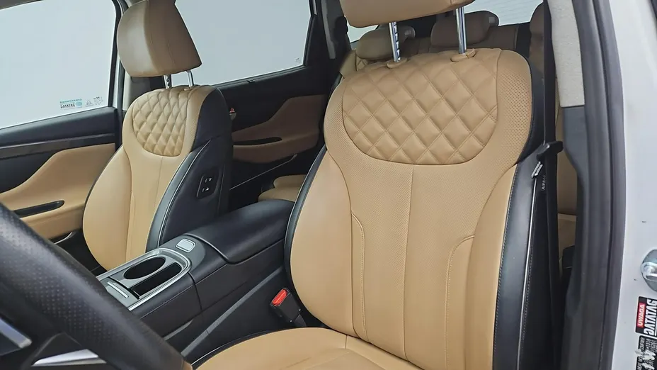 HYUNDAI Santa Fe -
