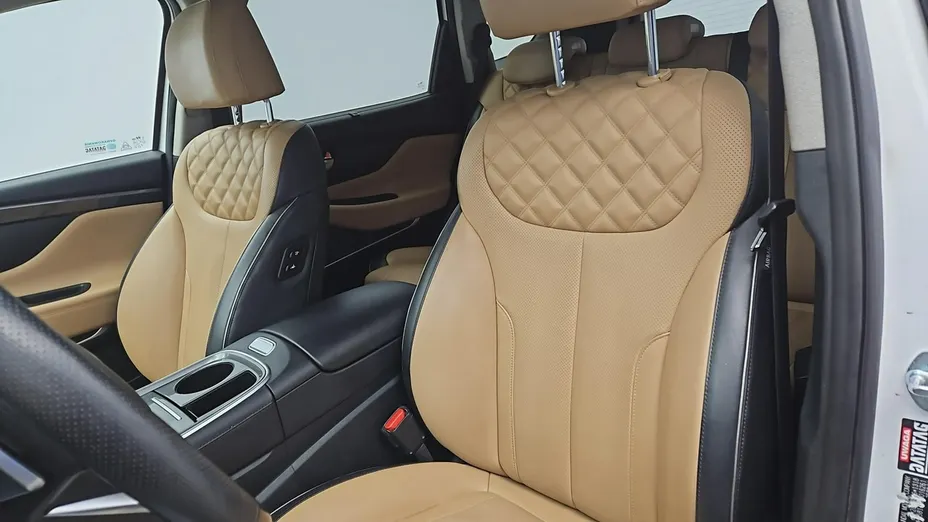 HYUNDAI Santa Fe -