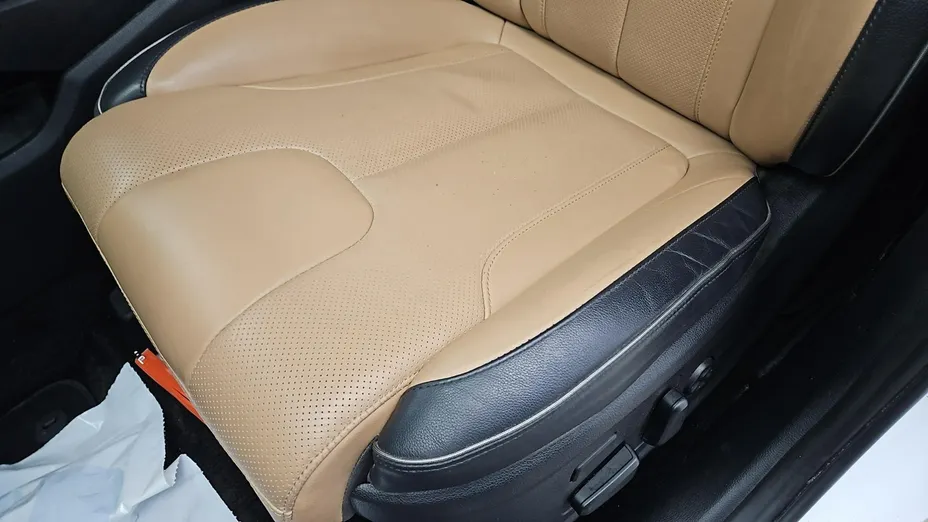 HYUNDAI Santa Fe -