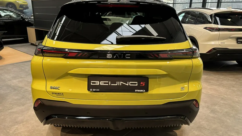 BAIC Beijing 5 -