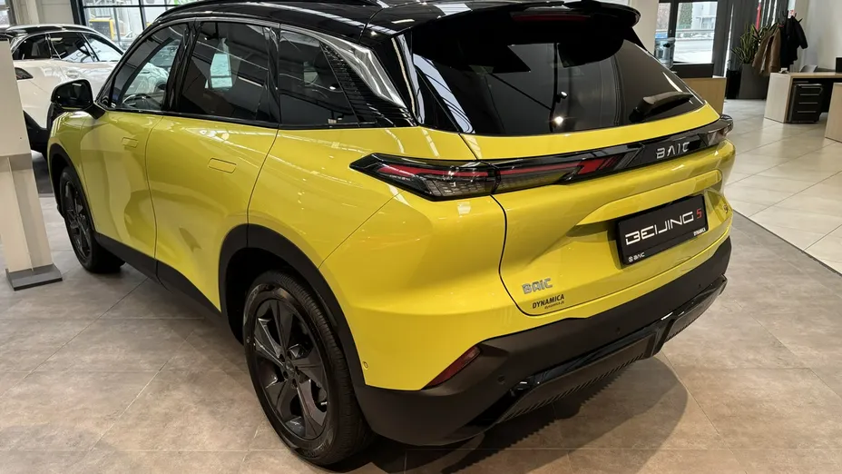 BAIC Beijing 5 -