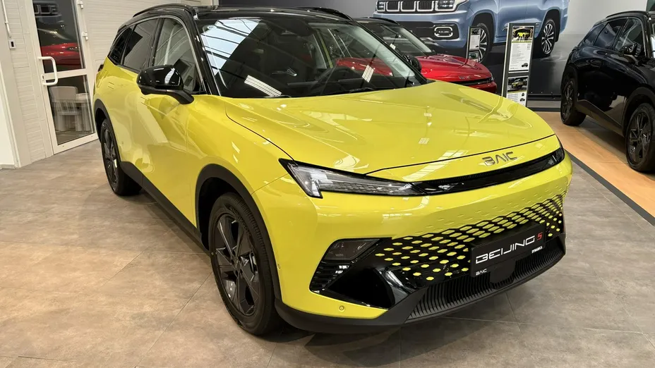 BAIC Beijing 5 -