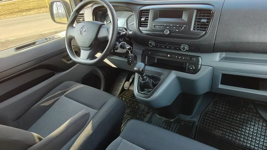 OPEL Vivaro -