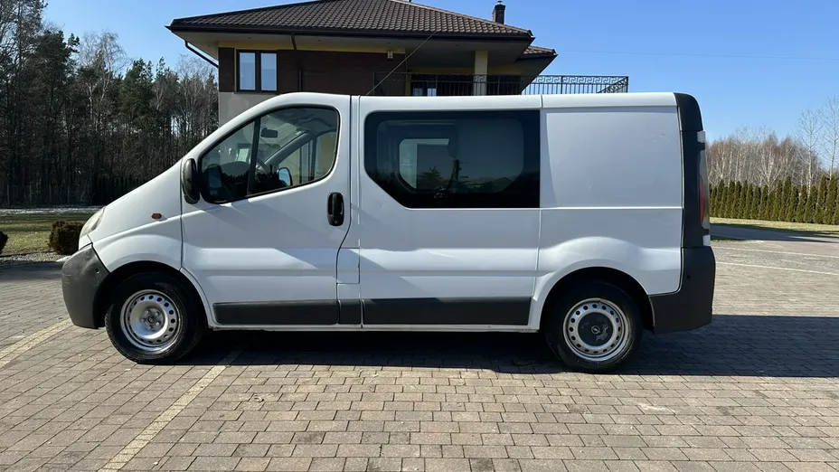 OPEL Vivaro -