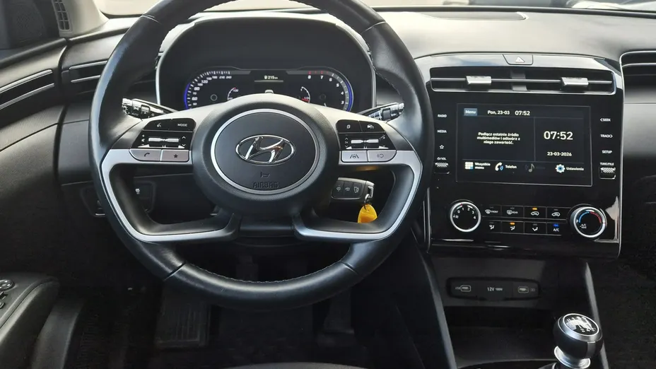 HYUNDAI Tucson -