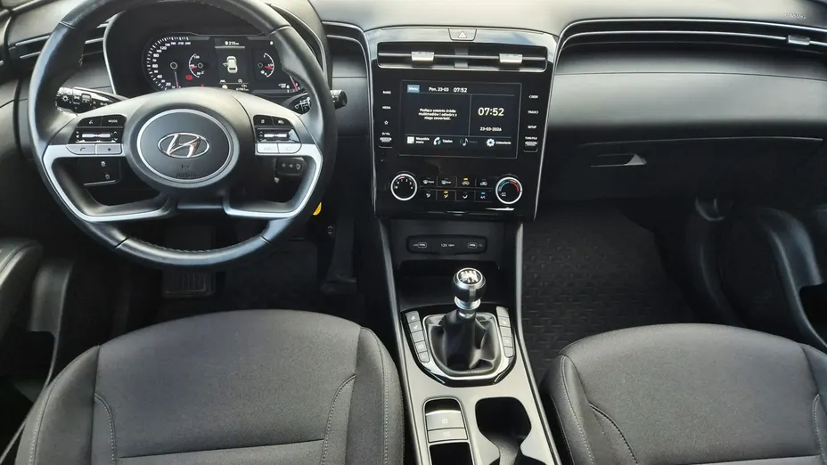 HYUNDAI Tucson -