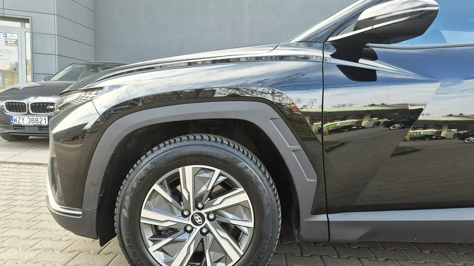HYUNDAI Tucson -