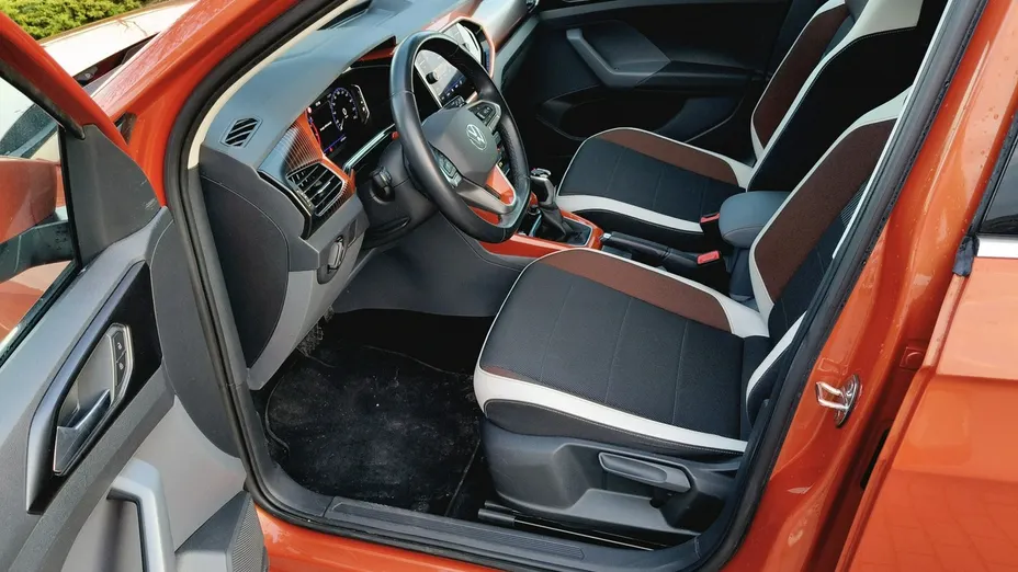 VOLKSWAGEN T-Cross -