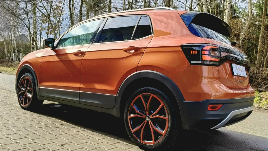 VOLKSWAGEN T-Cross -