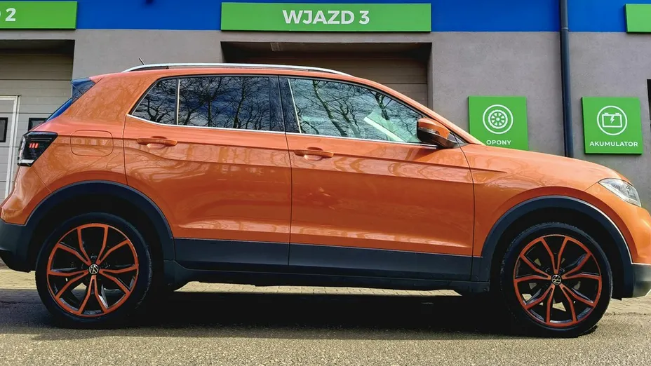 VOLKSWAGEN T-Cross -