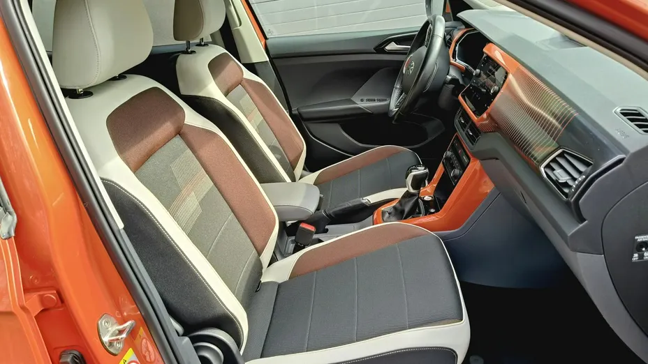 VOLKSWAGEN T-Cross -