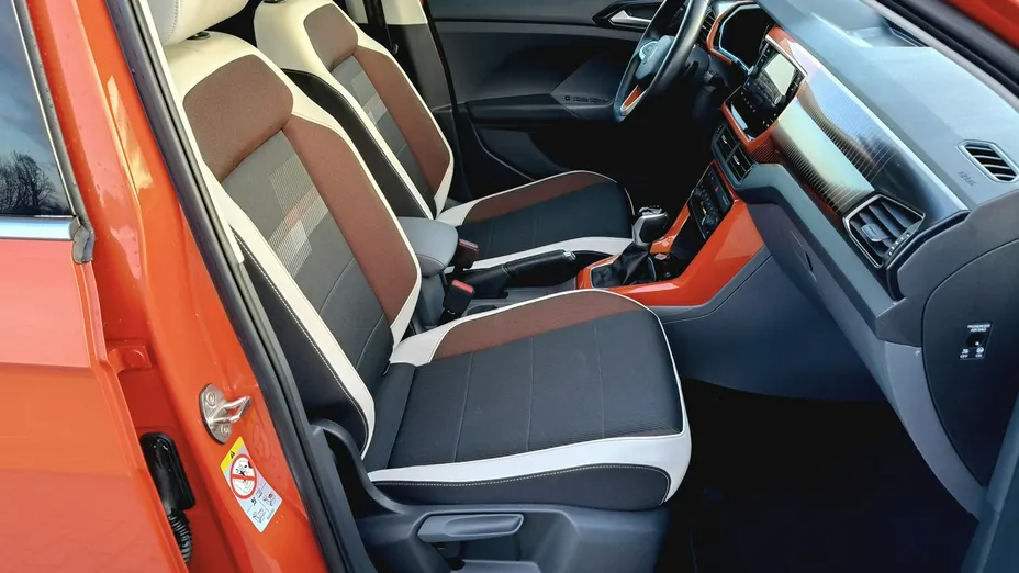 VOLKSWAGEN T-Cross -