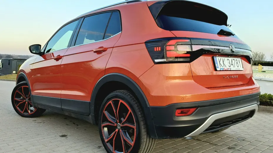 VOLKSWAGEN T-Cross -