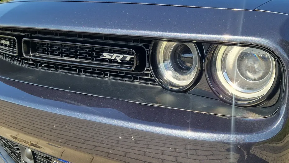 DODGE Challenger -