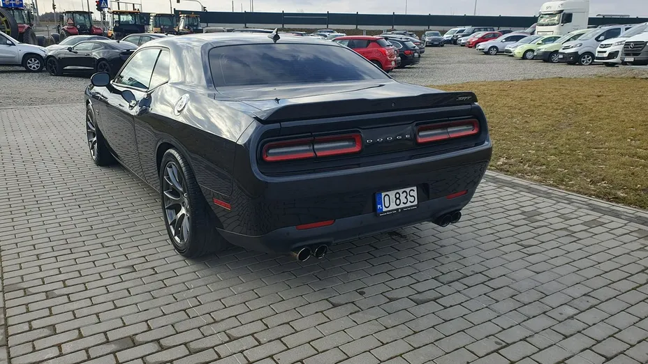 DODGE Challenger -