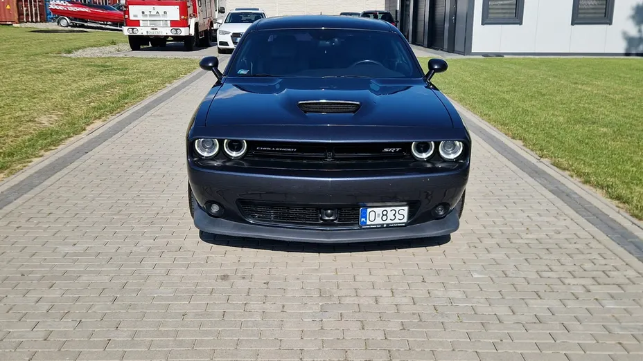 DODGE Challenger -