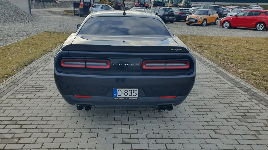 DODGE Challenger -