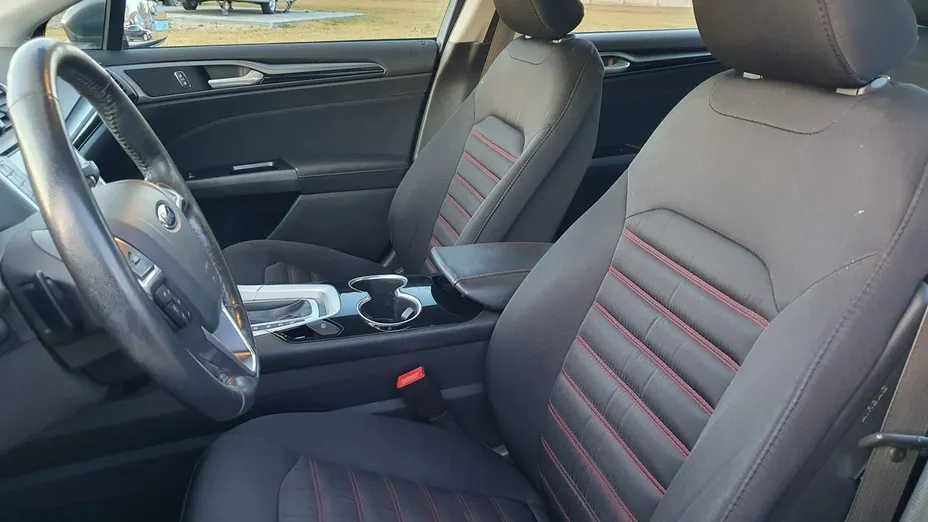 FORD Fusion -