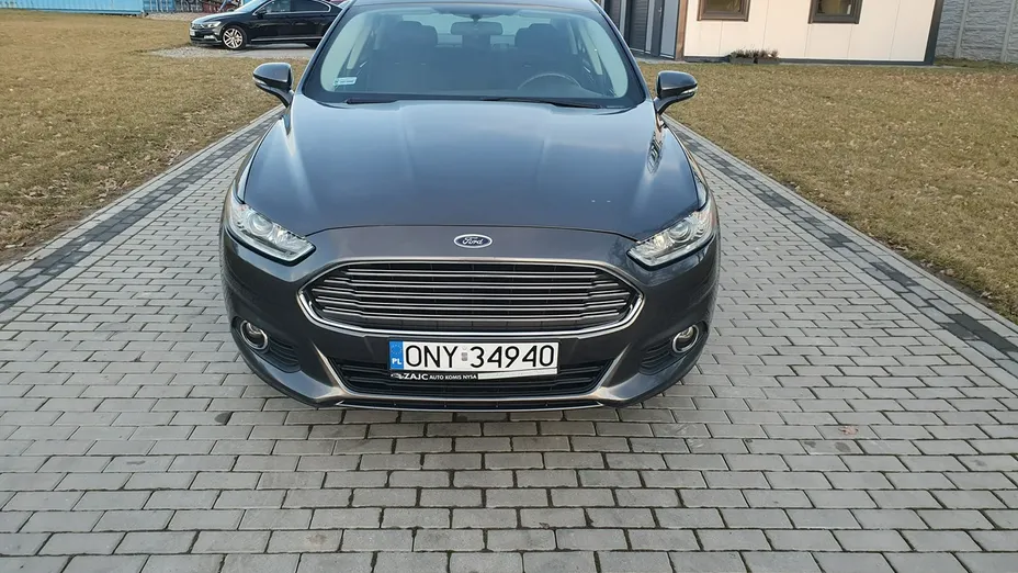 FORD Fusion -