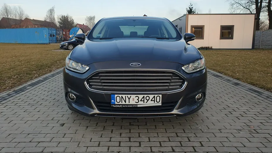 FORD Fusion -