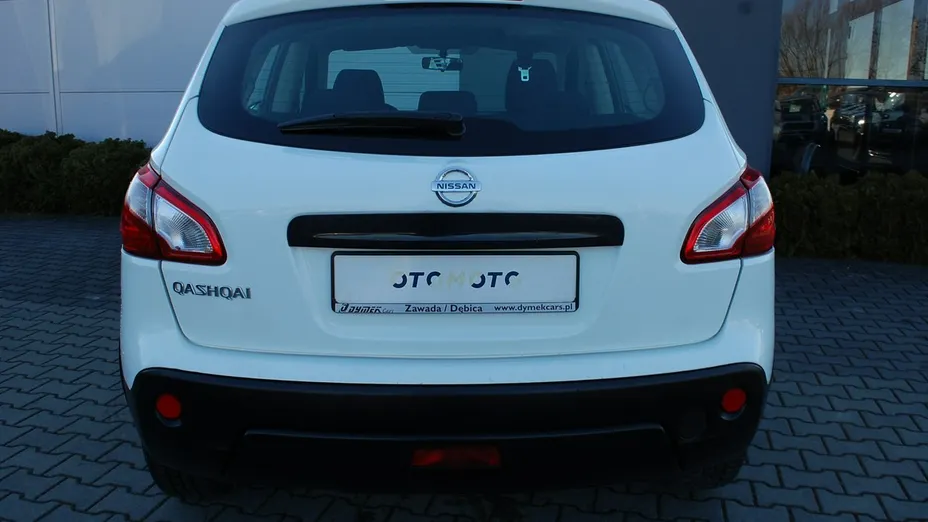 NISSAN Qashqai -