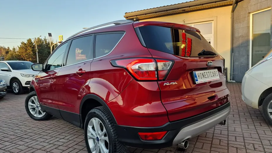FORD Kuga -