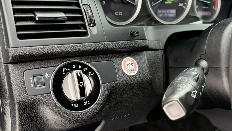 MERCEDES-BENZ C Klasa -