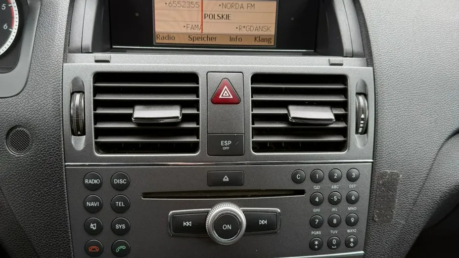 MERCEDES-BENZ C Klasa -