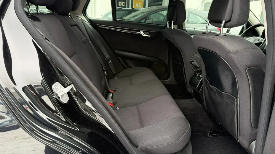MERCEDES-BENZ C Klasa -