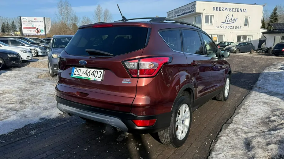 FORD Escape -