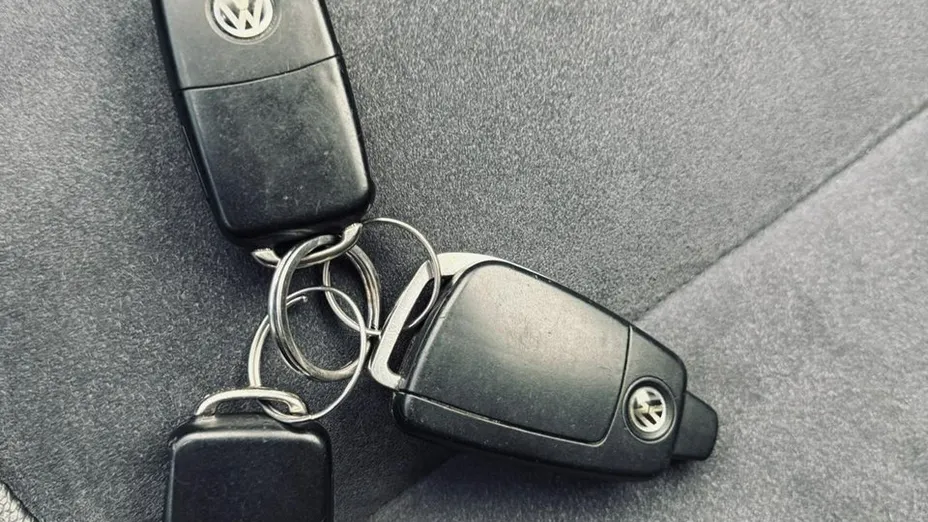 VOLKSWAGEN Multivan -