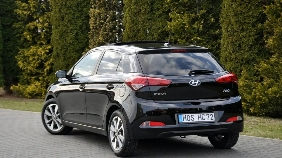 HYUNDAI i20 -
