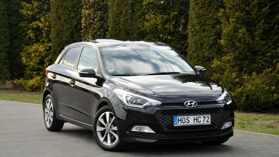 HYUNDAI i20 -