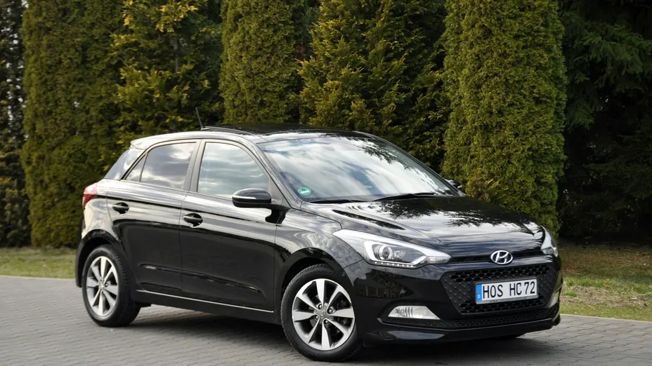 HYUNDAI i20 -
