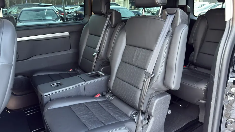 PEUGEOT Traveller Traveller 2.0 BlueHDi Long Business VIP EAT8